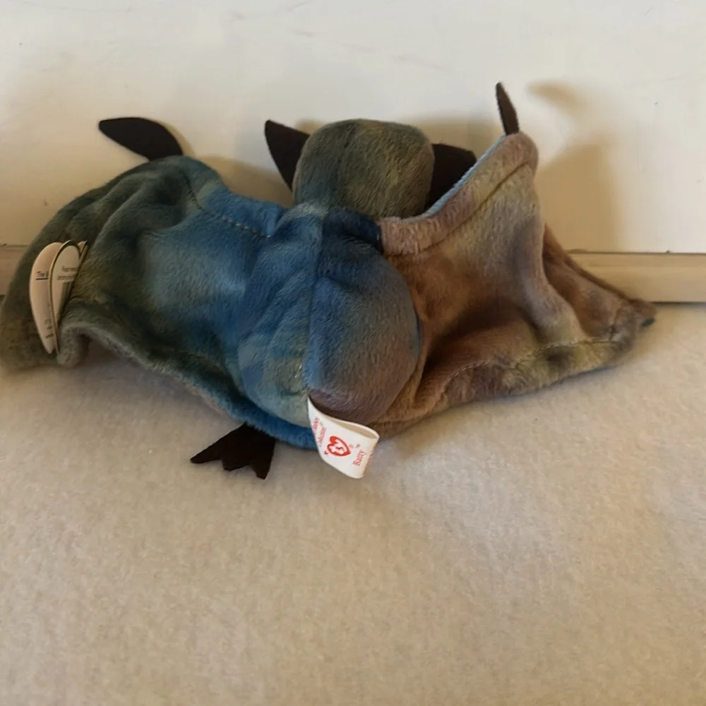 Beanie baby plush toy multicolored